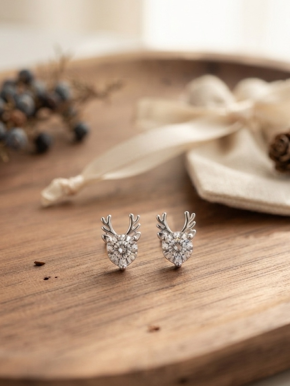 Women’s Sparkling Cooper Antler Stud Earrings .925 Post Rhinestone Deer Holiday